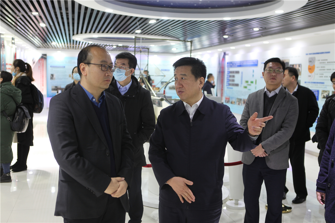 大同市市长武宏文率团赴国家无线电监测中心检测中心调研考察